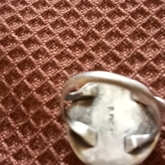 Ring - Picture 2 of 2